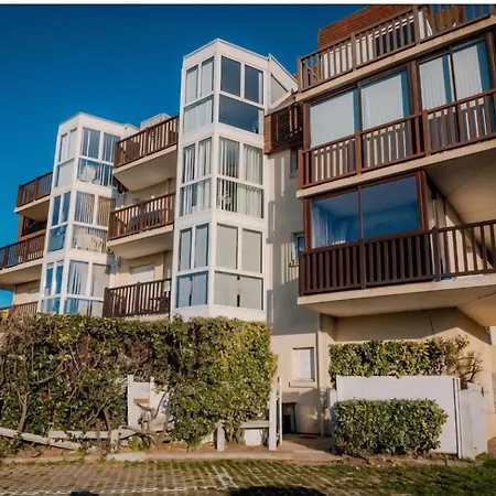 La Voile Nacree, Vue Magnifique Sur La Historique De Juno !